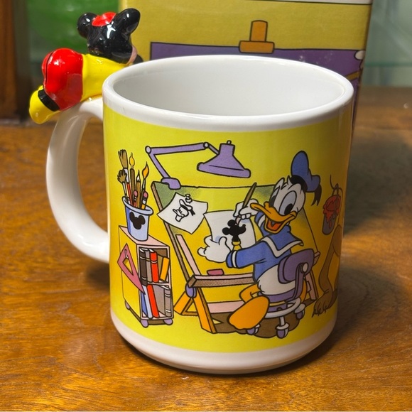 Vintage 1988 Disney Muggamals collectable Mickey Mouse mug with box - Picture 3 of 7